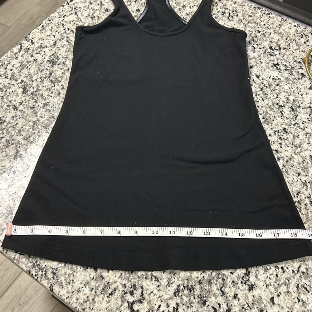 Lululemon Razorback Tee - Picture 7 of 8